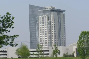 Turning Stone Resort Casino hotel tower in Verona